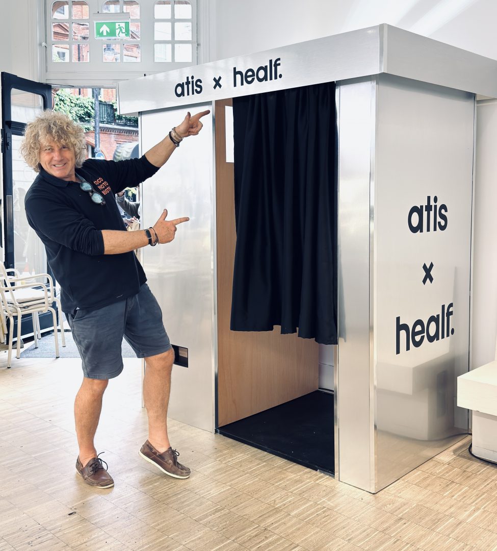 enclosed silver booth in london